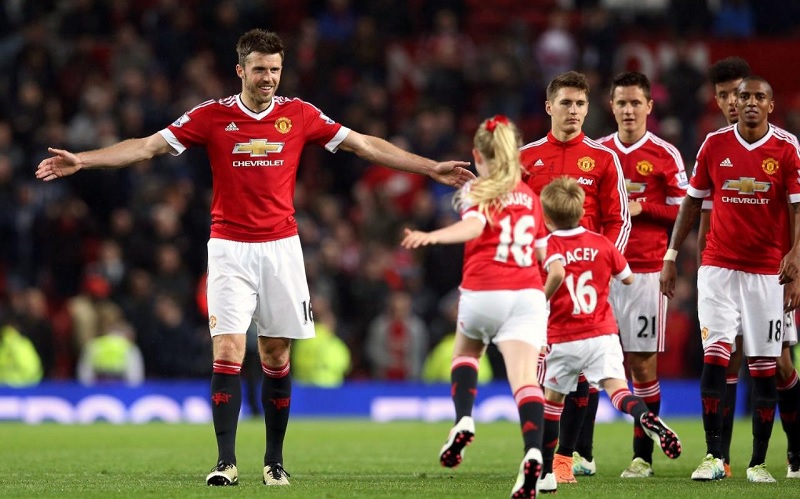 su-nghiep-thi-dau-cua-michael-carrick